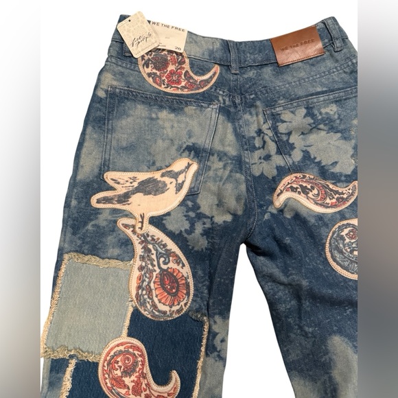 *NWT* Free People Flying High Patched Jeans Size 26 - Picture 8 of 14